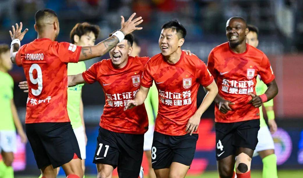 国内主场争霸：东亚球队豪情万丈对决的简单介绍
