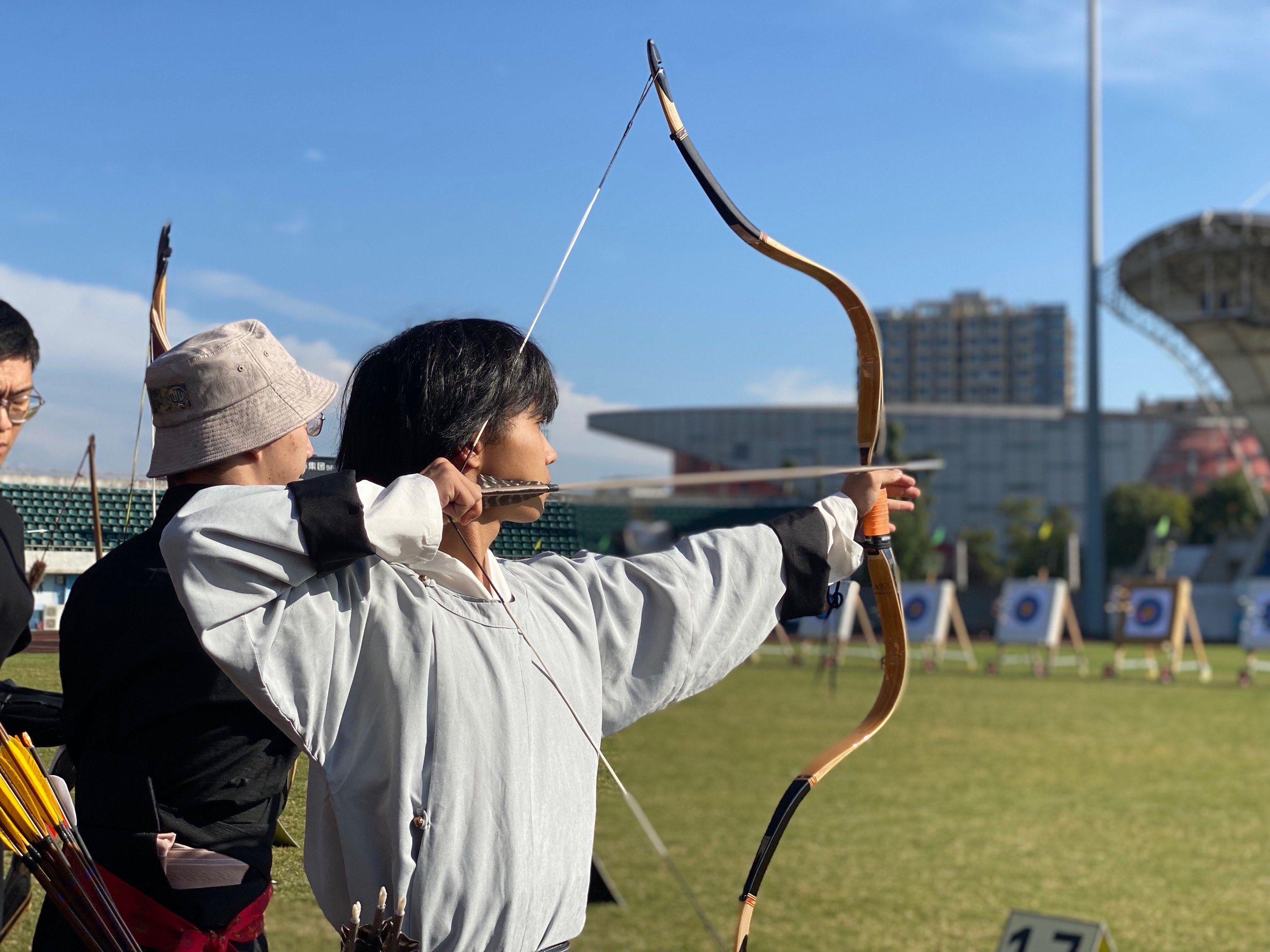 DK险胜DRX，Ming团战一打五宿命之战成都决赛之夜，强势挺进下一轮的简单介绍