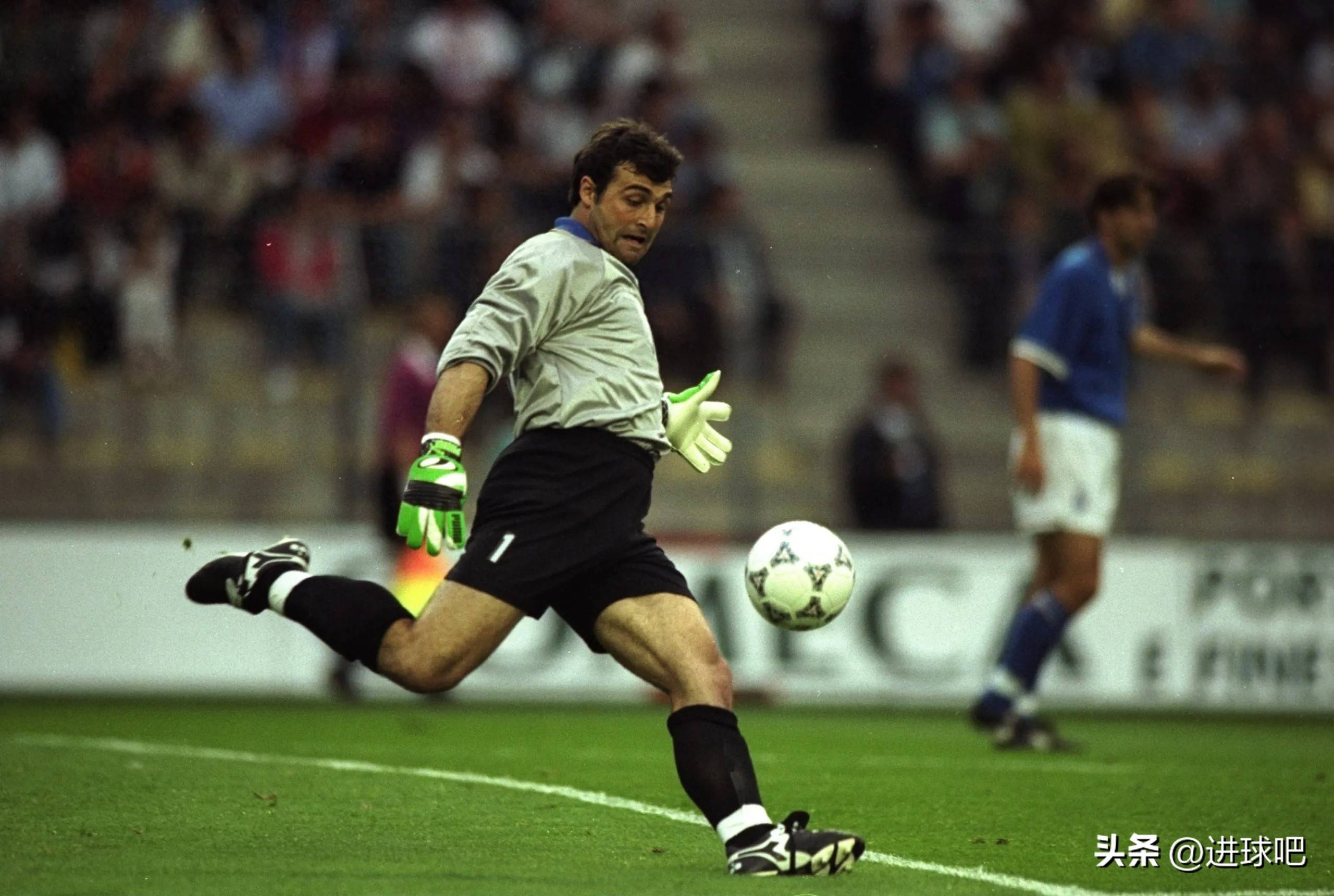 开云体育-包含意大利队求胜开道，恢复信心挑战淘汰赛的词条