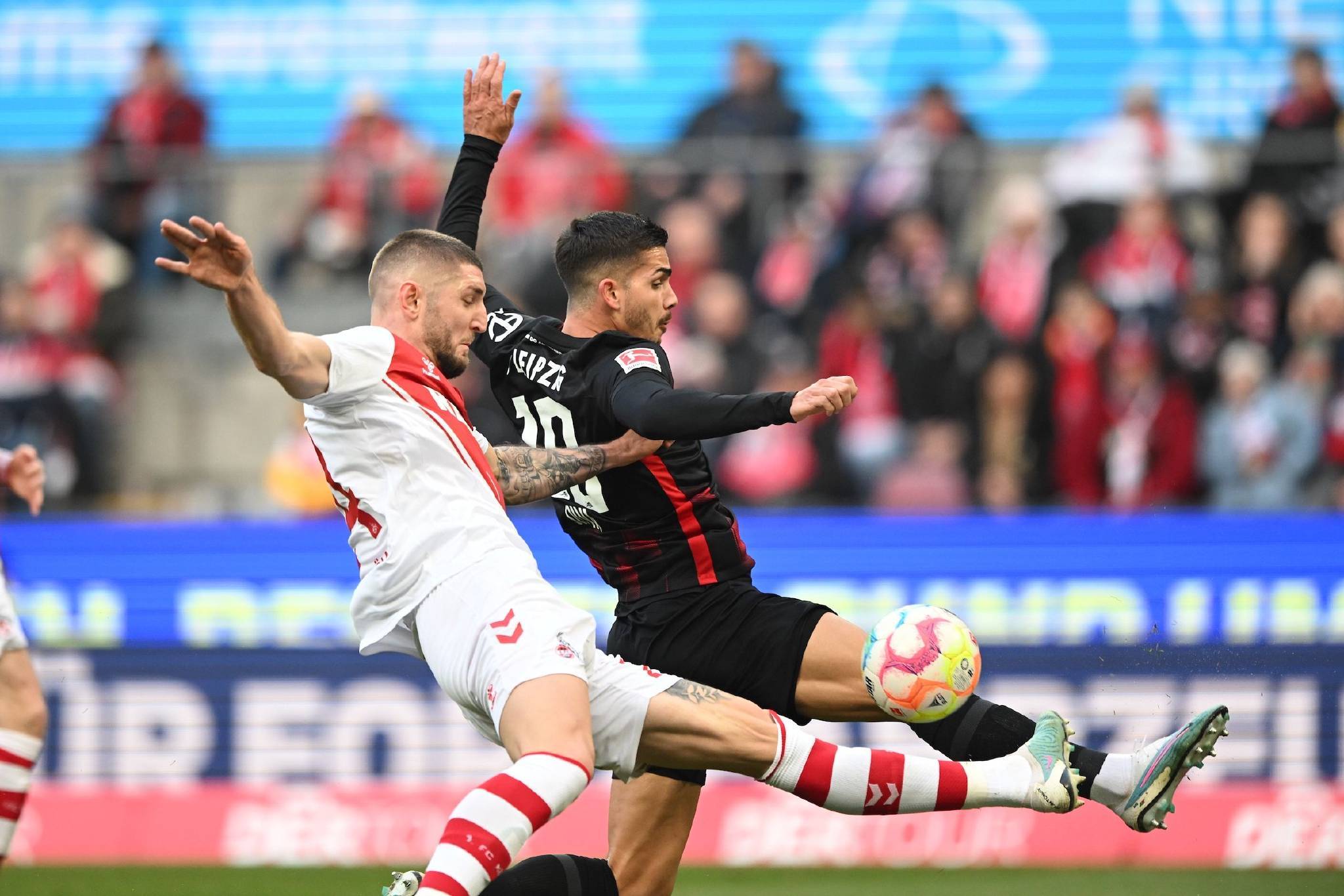 开云体育-阿贾克斯平手对手，球队实力仍须提升