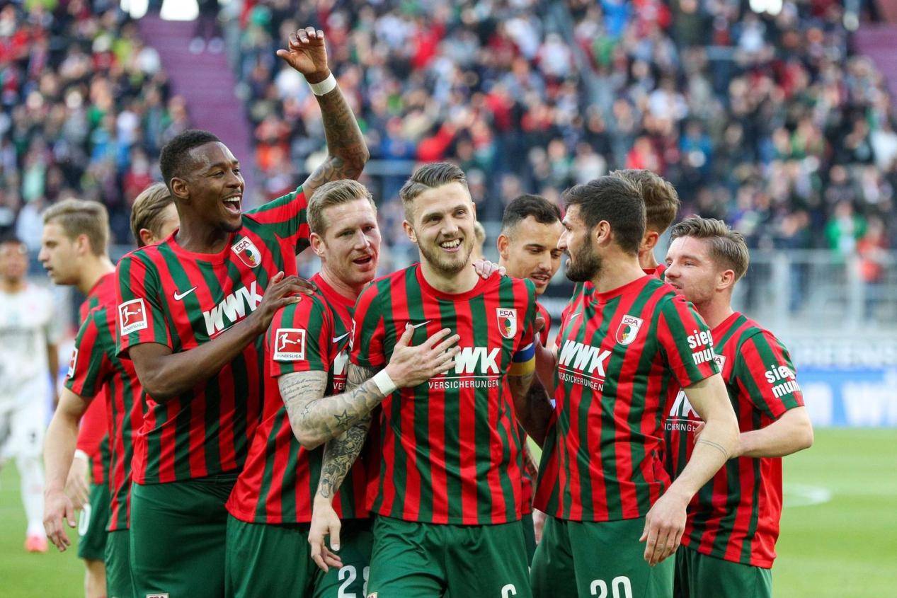 奥格斯堡取得关键胜利,保持不败 奥格斯堡取得关键胜利,保持不败