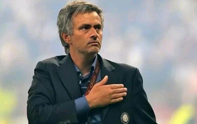 奥格斯堡取得关键胜利,保持不败 奥格斯堡取得关键胜利,保持不败