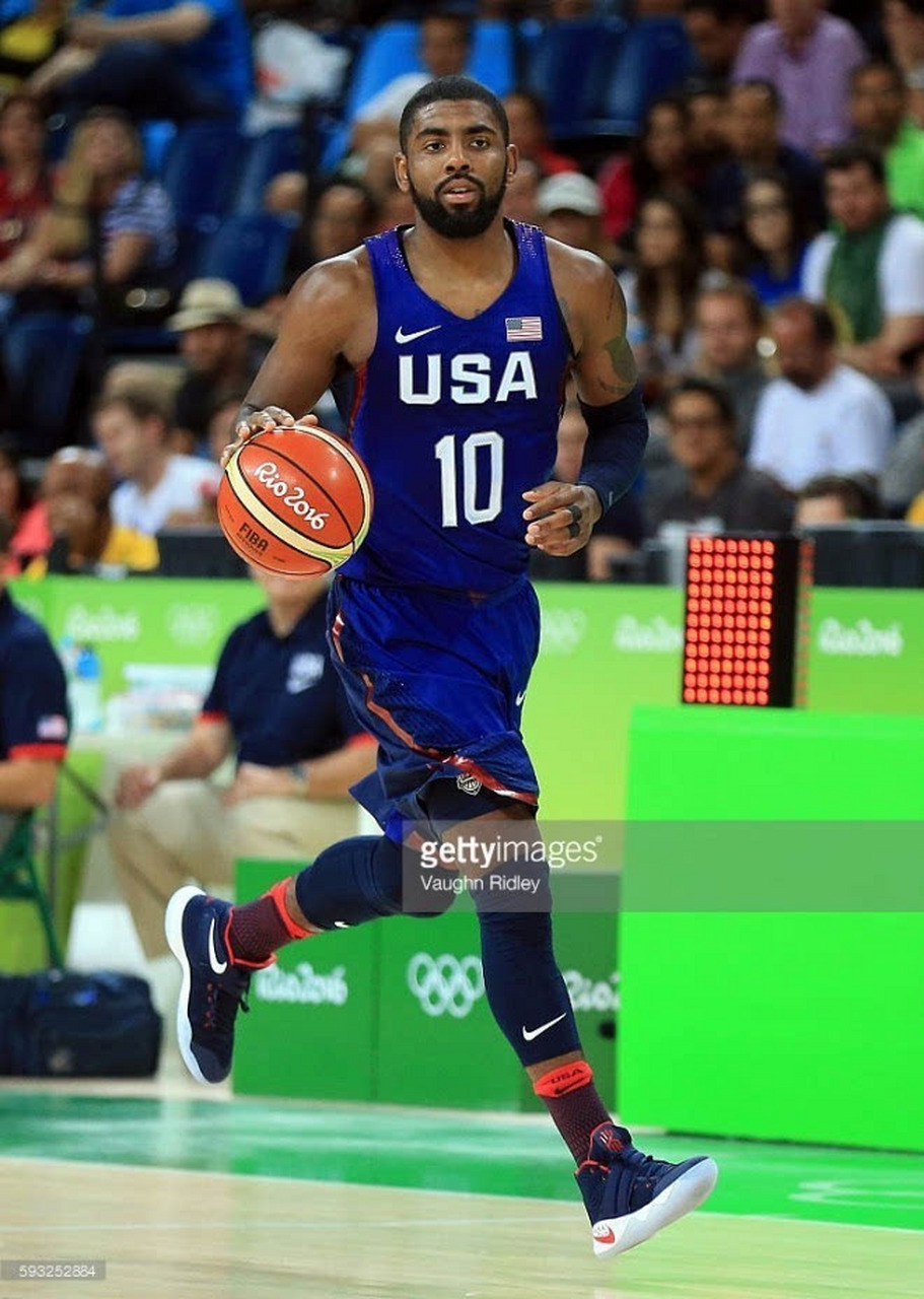 辽宁队鏖战北京队，欧文扛起全队