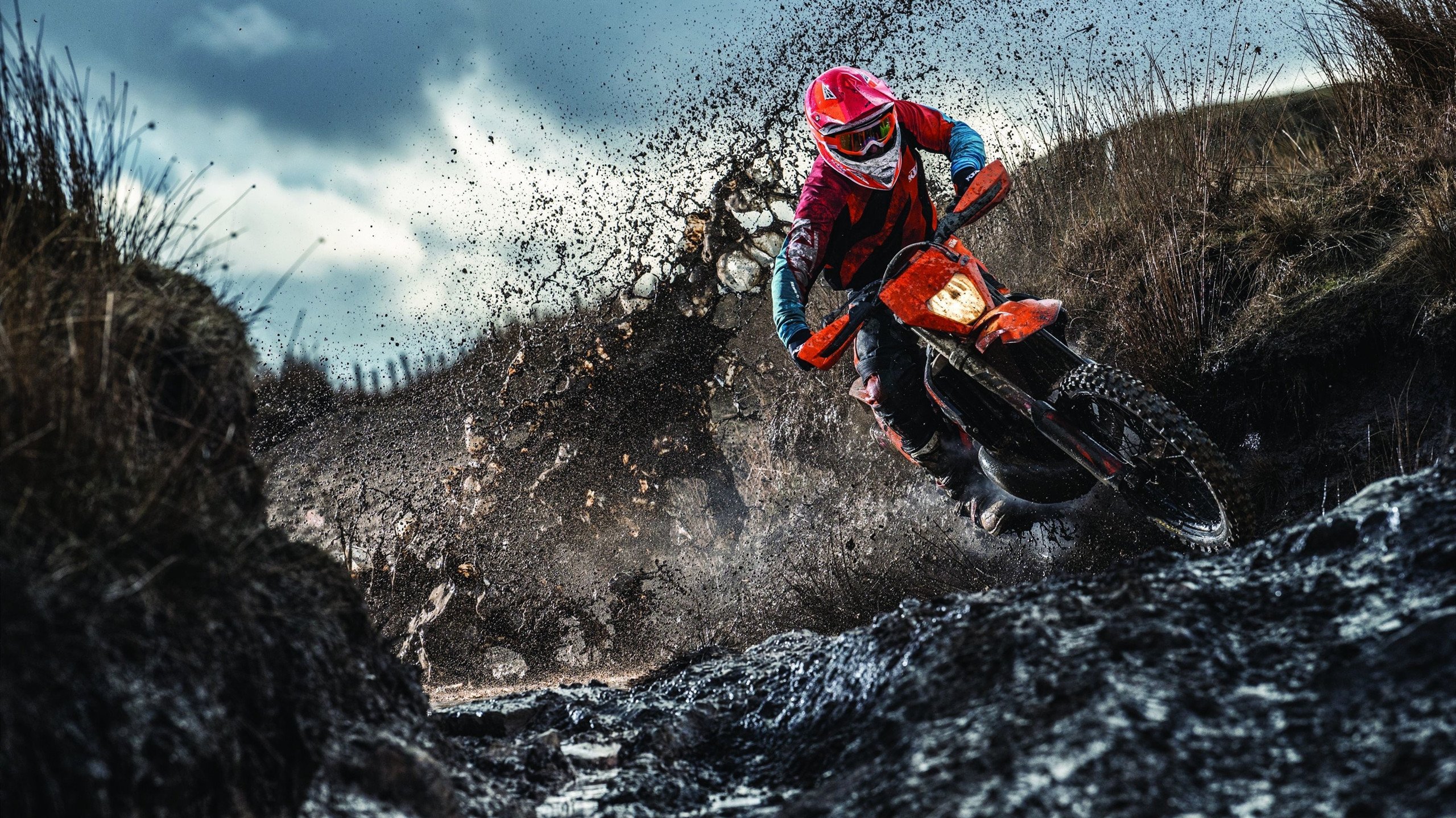 开云体育中国-冰封王座与烈焰加冕，布伦森在焦点之夜的救赎之路