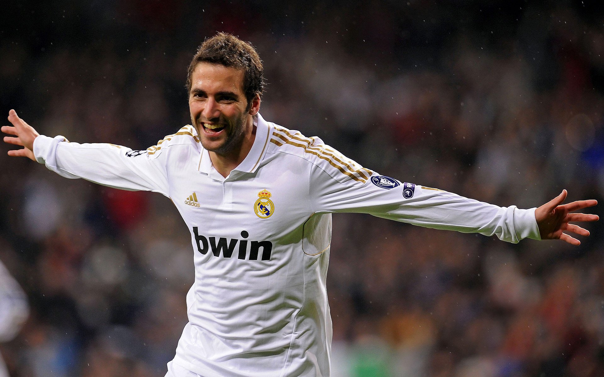 开云体育官网-错位的英雄？塔图姆现身CBA助雷霆险胜山西队