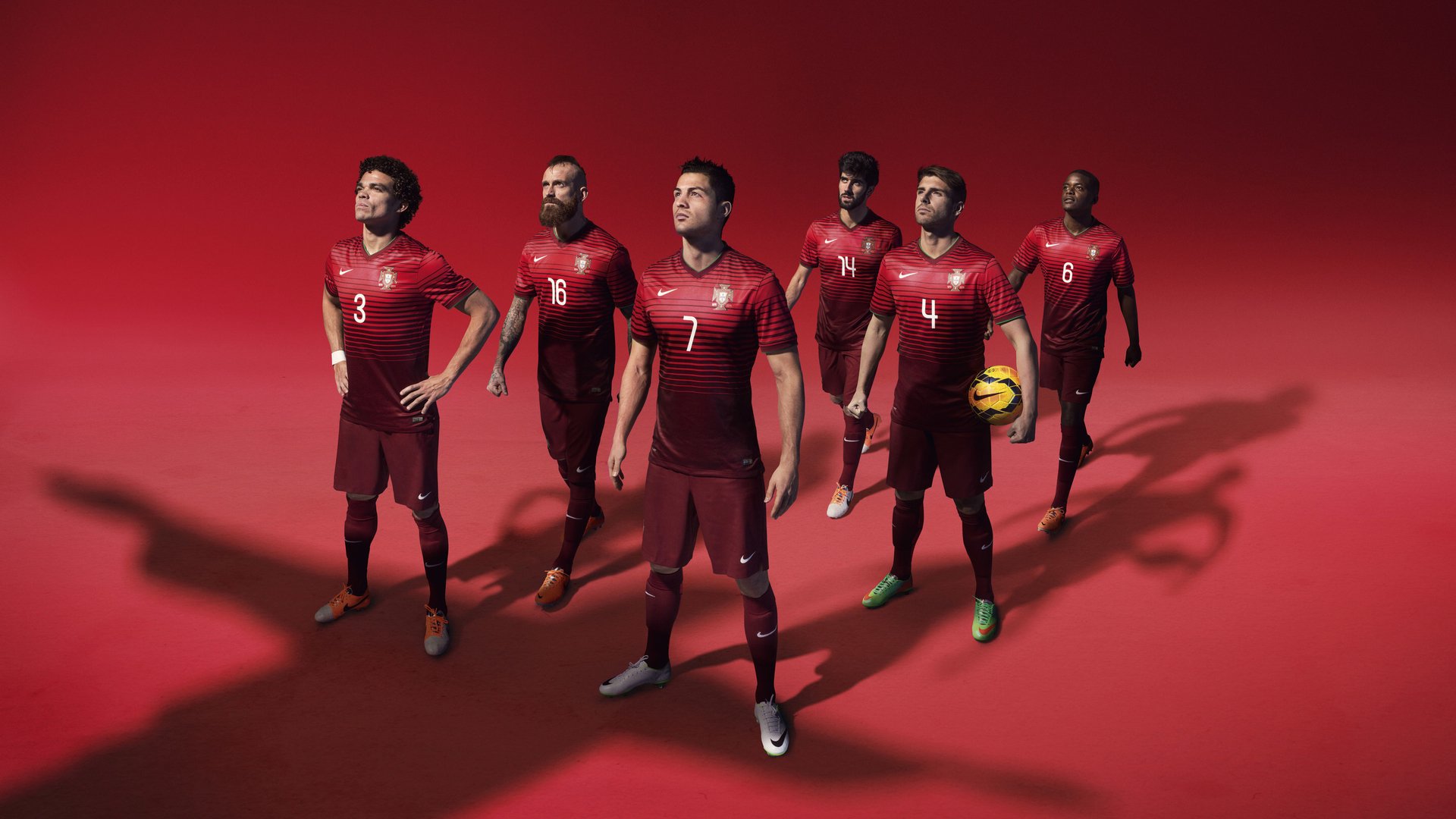 溃败中的独舞，当梁靖崑在瑞典铁蹄下扛起一面孤独的旗